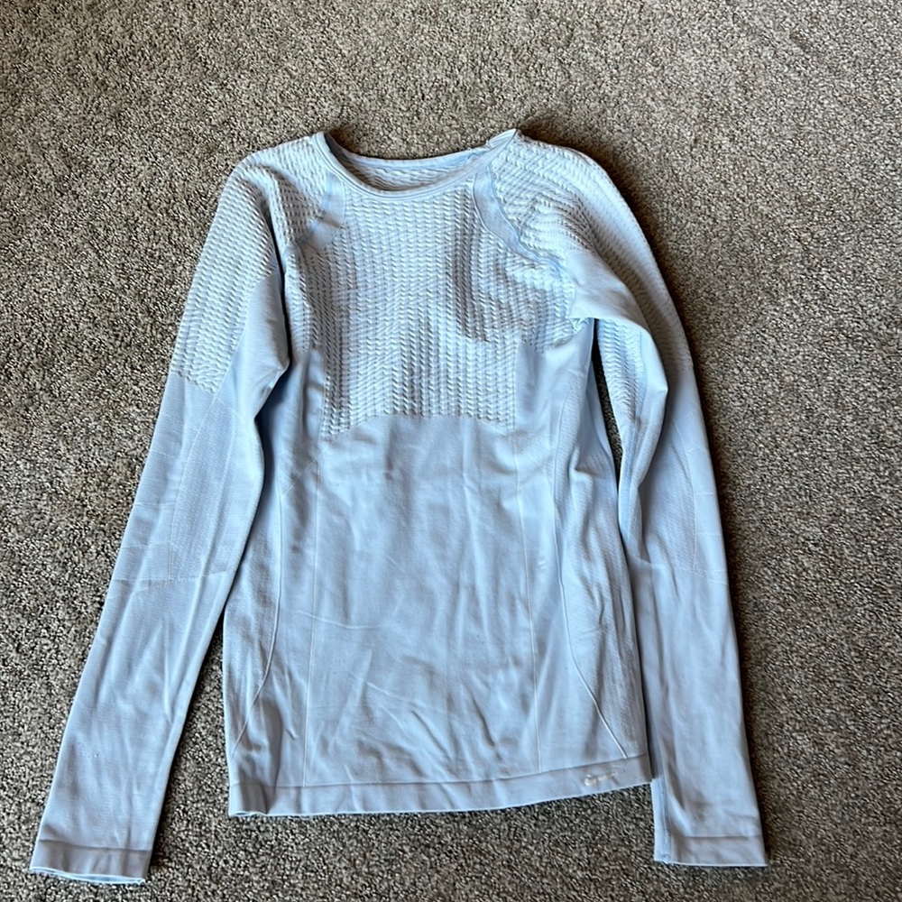 Nike long sleeve shirt